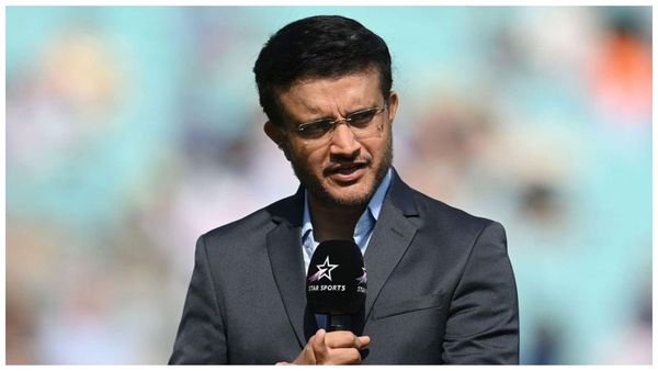 Sourav Ganguly: ‘আগ্রাসনের সঙ্গে জরুরি পারফরম্যান্সও’, সৌরভের তির কি বিরাটের দিকেই?
