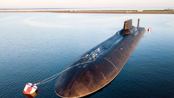 পর্যটকদের 'Titanic' দেখাতে নিয়ে গিয়ে নিখোঁজ আস্ত একটা সাবমেরিন! বিশ্বজুড়ে হৈহৈ কাণ্ড