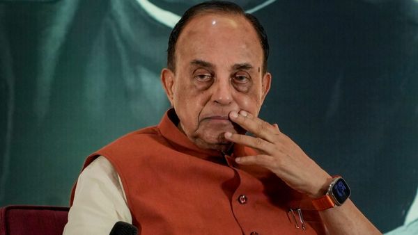 Odisha Train Accident: বিজেপির মধ্যেই উঠল রেলমন্ত্রীর ইস্তফার দাবি! সুব্রহ্মণ্যম স্বামীর নিশানায় মোদী