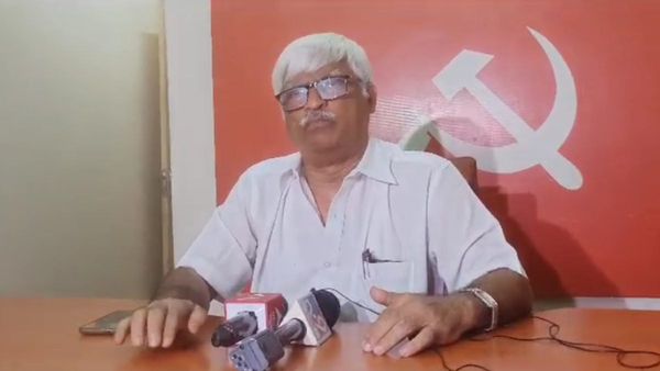 তৃণমূল ও বিজেপি একে অপরের পরিপূরক! মনোনয়ন জমা দেওয়ার সময়বৃদ্ধি নিয়ে বিস্ফোরক সুজন