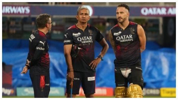 Royal Challengers Bangalore: ব্যাঙ্গালোরে বিরাট কাণ্ড! ছাঁটাই হলেন কোহলিদের দলের দুই গুরুত্বপূর্ণ সদস্য