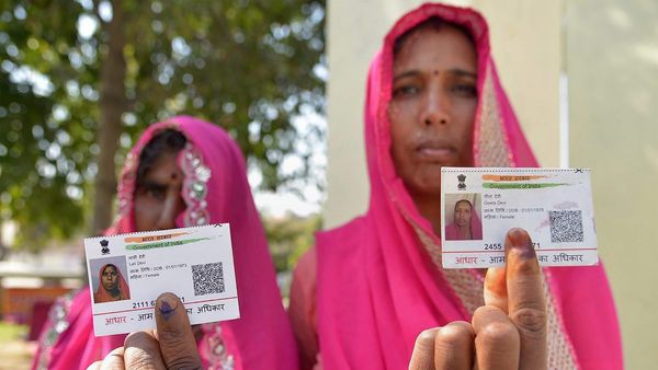 Aadhaar Enabled Payment System: আধার নম্বরের মাধ্যমেও লেনদেন সম্ভব! জানুন কীভাবে?