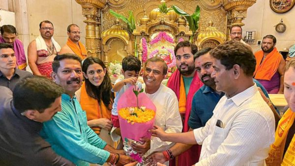 Mukesh Ambani Networth: ২৪ ঘন্টায় আম্বানির রোজগার ১৯,০০০ কোটি টাকা! জানেন মোট সম্পতি কত হল