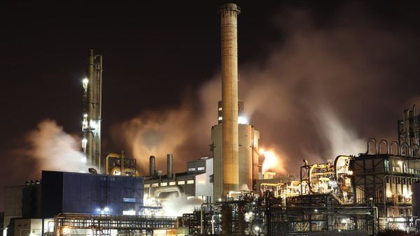 China in Earth’s centre: পৃথিবীর গর্ভে নামতে চাইছে চিন, আরও ১০ হাজার মিটার গর্ত খনন কেন