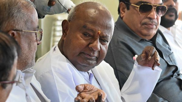 INDIA versus NDA: জেডিএস ২৪-এর নির্বাচনে কোন দিকে? জল্পনার অবসান ঘটিয়ে স্পষ্ট করলেন দেবেগৌড়া