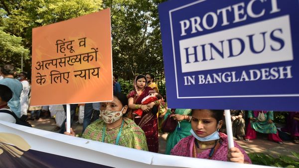 Hindu Temple Vandalized: বাংলাদেশে হিন্দু মন্দির দেবদেবীর মূর্তি ভাঙচুর, অভিযুক্ত গ্রেফতার