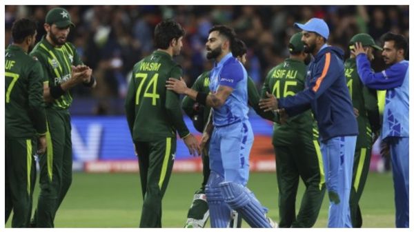 ICC World Cup 2023: কূটনীতির জটিল অঙ্কে বাবরদের বিশ্বকাপ ভাগ্য, হাইব্রিড মডেল নিয়ে আসরে এবার পাক ক্রীড়ামন্ত্রী