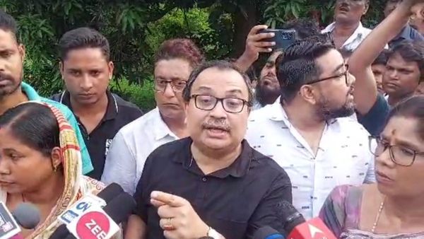 Post-Pole violence: নন্দীগ্রামে ঘরছাড়াদের ঘরে ফেরাল তৃণমূল, বিজেপিকে নিশানায় হুঙ্কার কুণালের