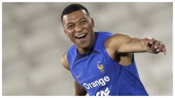 Kylian Mbappe: এমবাপকে দলে নিতে অলআউট ঝাঁপাল সৌদির ক্লাব, টাকার অঙ্ক শুনলে চমকে যাবেন!