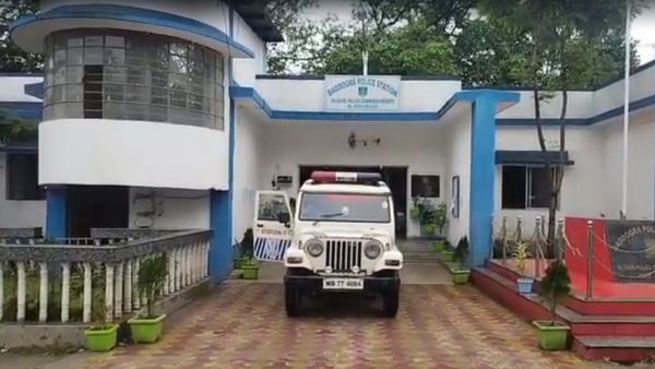 মালদহের পর এবার শিলিগুড়ি, আদিবাসী মহিলাকে বিবস্ত্র করে মারধরের অভিযোগ