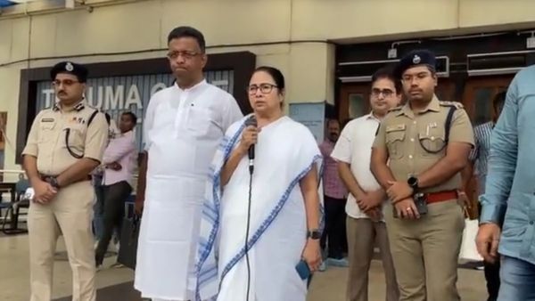 Mamata Banerjee: 'আগে একটা বালতি উল্টে দেখাক..', বিজেপিকে কেন এমন চ্যালেঞ্জ দিলেন মমতা বন্দ্যোপাধ্যায়