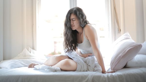Foods for Period Pain: কোন কোন খাবার খেলে পিরিয়ডসের সময় পেটে ব্যথা বেশি হয়, জানেন