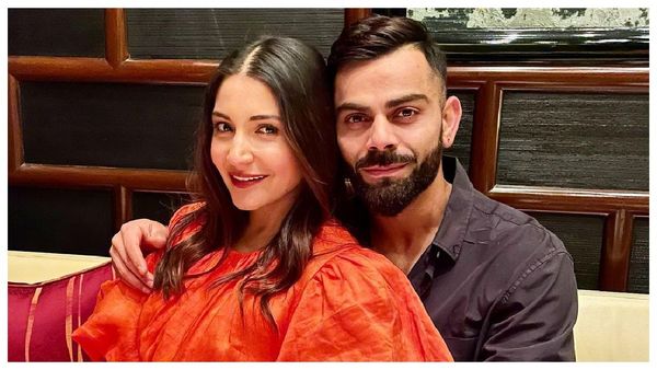 Virat Kohli-Anushka Sharma: স্ত্রীর আবদারে কোহলি ফটোগ্রাফার, ভিডিওতে ফাঁস করলেন অনু্ষ্কা