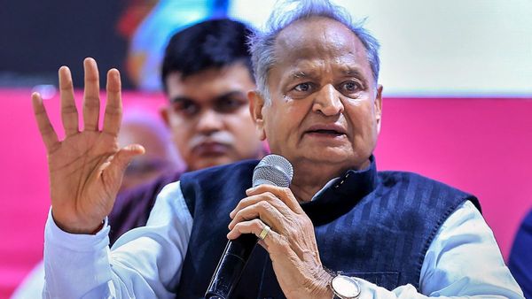 নরেন্দ্র মোদীর বিরুদ্ধে কংগ্রেসের প্রধানমন্ত্রী পদপ্রাথী কোন 'গান্ধী', জানালেন অশোক গেহলট