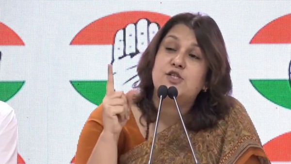 Congress Targets Pm Modi: মোদীর নাকের ডগায় একের পর এক দুর্নীতি! টুইট করে দাবি কংগ্রেসের