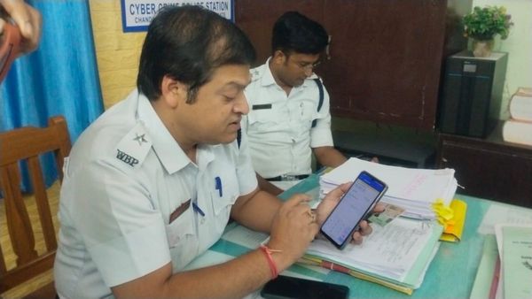 সাইবার প্রতারণার নতুন ফাঁদ! আপনি সুরক্ষিত থাকবেন কী ভাবে, জানাল চন্দননগর পুলিশ কমিশনারেট