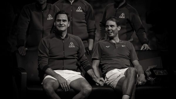 World Sports Photography Awards: ফেডেরার-নাদালের আবেগঘন মুহূর্ত পেল বর্ষসেরার স্বীকৃতি