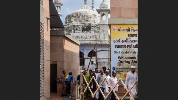 Gyanvapi Masjid Case: মসজিদ কমিটিকে ধাক্কা! জ্ঞানব্যাপী নিয়ে এএসআই সমীক্ষা নিষিদ্ধ করার আবেদন খারিজ