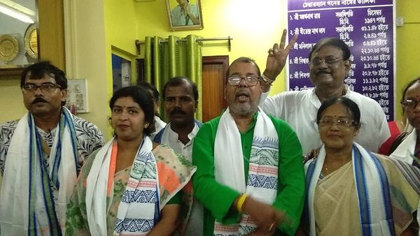 Zilla Parishad: হাওড়ায় জেলা পরিষদ বোর্ডে নেই চমক, হুগলি ও পশ্চিম বর্ধমানে সভাধিপতি পদে নতুন মুখ