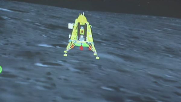 Chandrayaan 3 lands on Moon: ভারত এখন মহাকাশের সুপার লিগে! অসাধারণ সাফল্যকে অভিনন্দন, বললেন মমতা