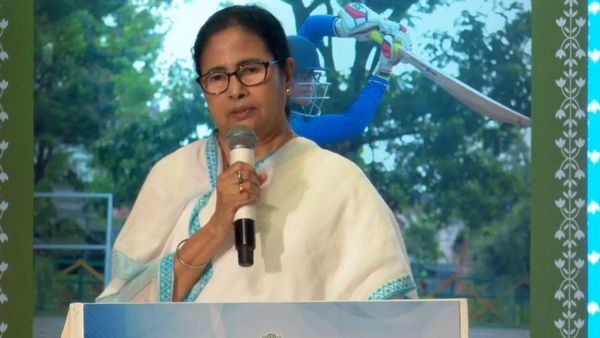 Mamata Banerjee: 'লুকিয়ে খাওয়ার অভ্যাস আমাদের ছিল না', 'জয় ইন্ডিয়া' বলে কাকে বিঁধলেন মমতা