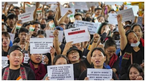 Manipur: ৩ মাস পার, এখনও থামছে না মণিপুরে অশান্তি, এবার দেহ সৎকার নিয়ে সংঘাত দুই গোষ্ঠীর