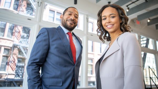 Boost Self Confidence: কর্মক্ষেত্রে কীভাবে বাড়াবেন আত্মবিশ্বাস, রইল আপনার জন্য সহজ টিপস
