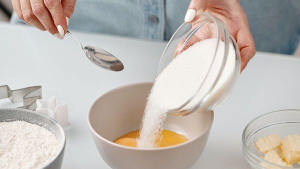 Fatty Liver Diet: ফ্যাটি লিভার রোগীরা ভুলেও এই খাবারগুলি ছোঁবেন না, কিন্তু কেন?