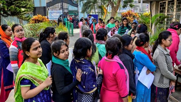 Teacher Recruitment: শিক্ষক নিয়োগে আর TET নয়! বড় সিদ্ধান্ত নিল দেশের এই রাজ্য