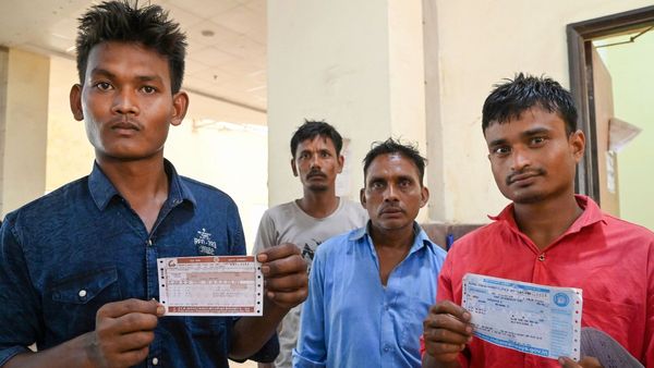 Railway Ticket Concession: ট্রেনের টিকিটে ছাড় নিয়ে বড় খবর! কারা পাবেন, কীভাবে মিলবে এই ছাড়