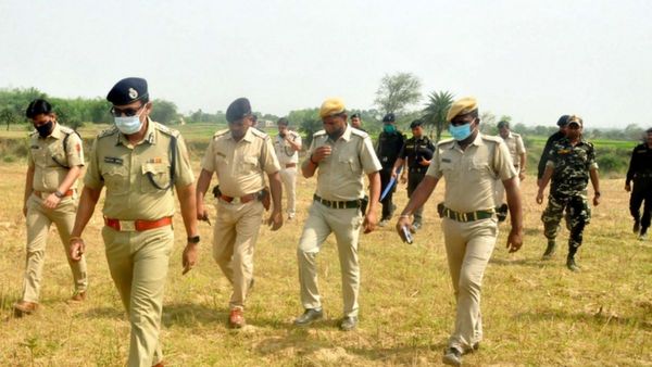 Firing At Murshidabad: ভর সন্ধ্যায় মুর্শিদাবাদে গুলি করে নৃশংস খুন, নাম জড়াল তৃণমূল নেতা ঘনিষ্ঠের