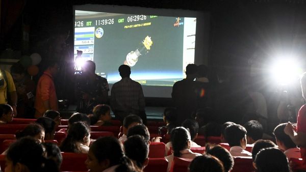 Aditya L1: সূর্য অভিযানে পৃথিবীর প্রথম কক্ষপথ উত্থাপন সফল আদিত্য এল১-এর, এক্স বার্তায় জানাল ইসরো