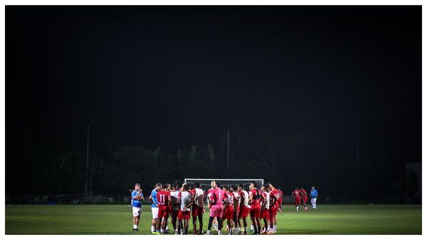 Emami East Bengal: ডার্বি হারের মধ্যেই ফের দুঃসংবাদ, চোট পেয়ে আইএসএলের শুরুতে নেই নির্ভরযোগ্য ফুটবলার