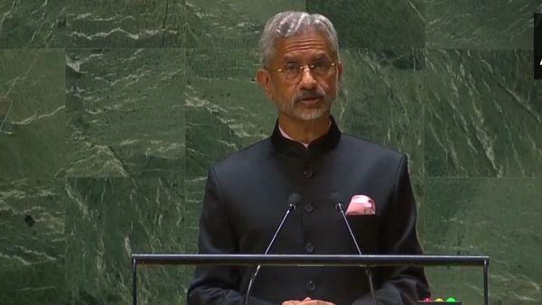 UNGA Meet: কিছু দেশ অ্যাজেন্ডা তৈরি করে চাপিয়ে দেবে? রাষ্ট্রসংঘে দাঁড়িয়ে যা বললেন জয়শঙ্কর