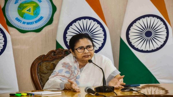 Mamata Banerjee: দেশকে তো ভারতই বলি, কিন্তু ইন্ডিয়াকে বাদ দিতে পারব না, সাফ জানালেন মমতা