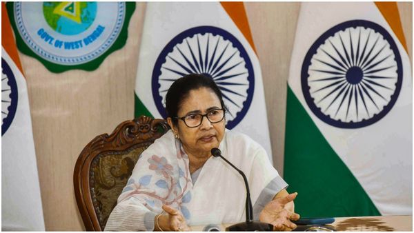 Mamata Banerjee: লক্ষ্য বিনিয়োগ আনা, ১২ দিনের বিদেশ সফরে মমতা বন্দ্যোপাধ্যায়, কটাক্ষ শুভেন্দুর