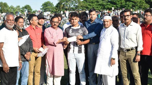 CFL 2023: মহমেডান ৫ গোলে হারাল খিদিরপুরকে, প্রয়াত সাদা-কালো সমর্থকের পরিবারের পাশে রাজ্য সরকার