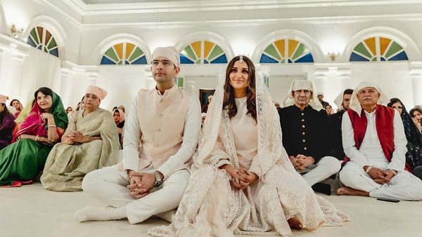 Parineeti Chopra-Raghav Chadha Wedding: শুরু হয়ে গেল বিয়ের অনুষ্ঠান, কারা এলেন মেহেন্দির অনুষ্ঠানে জেনে নিন