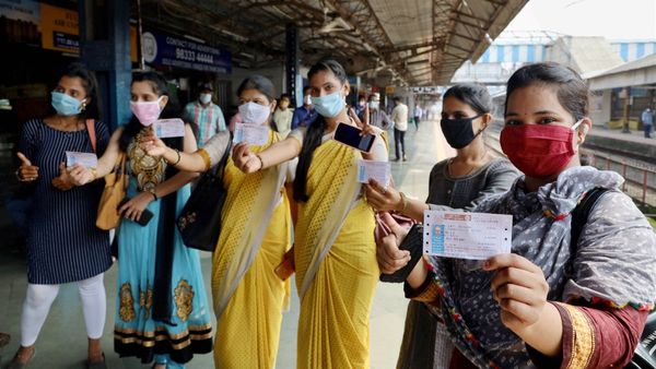 Indian Railway: জানেন ভারতীয় রেলে e-Ticket এবং i-Ticket আসলে কি? কোনটায় মিলবে কনফার্ম টিকিট?