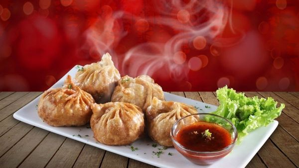 Business Idea: মোমো বিক্রি করে ৪০০ কোটির টার্নওভার কলকাতার ছেলের! শুরু করুন আপনিও এই ব্যবসা