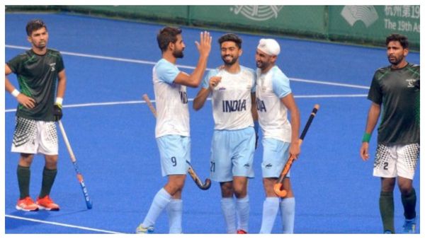 Asian Games 2023: পাকিস্তানকে বড় ব্যবধানে হারিয়ে বাড়তি উচ্ছাস নেই, কোন বিষয় নিয়ে উদ্বেগে ভারত অধিনায়ক?