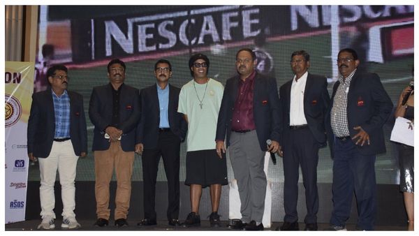 Santosh Trophy 2023: সন্তোষে লজ্জার দিনে রোনাল্ডিনহোর সঙ্গে হাসি মুখে আইএফএ কর্তারা, কী যুক্তি দি‌লেন সচিব?