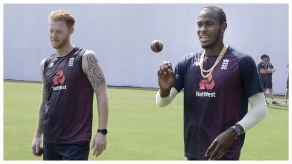 ICC World Cup 2023: বিশ্বকাপের মাঝপথেই ইংল্যান্ড শিবিরে যোগ তারকা পেসারের, বেন স্টোকসকে নিয়ে ধোঁয়াশা অব্যাহত