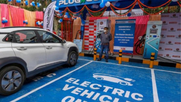 TATA EV Charging Station: বড় সিদ্ধান্ত! কলকাতাজুড়ে ইভি চার্জিং নেটওয়ার্ক গড়বে টাটা পাওয়ার
