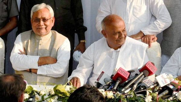 নীতীশ কুমার তাঁকে বলেছিলেন...! ২০২৪ সালের জোট নিয়ে বিহারের মুখ্যমন্ত্রীর 'দ্বিচারি' অবস্থান ফাঁস দেবগৌড়ার