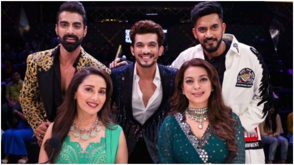 'তুমি তো আর মাধুরী দিক্ষিত নও', পরিচালকের মুখে এই কথা শুনে কী করেছিলেন জুহি চাওলা জানেন?