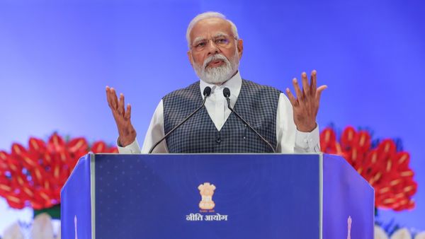 দেশজুড়ে আজ স্বচ্ছ ভারত অভিযান, কী বার্তা দিলেন প্রধানমন্ত্রী মোদী