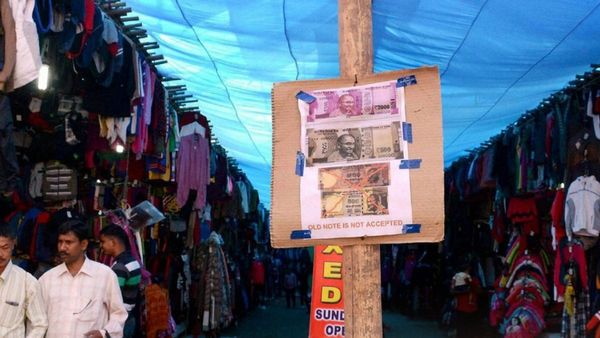 Zero Investment Business Ideas: বিনিয়োগ ছাড়াই ব্যবসা করে মাসে লাখ টাকা রোজগার! ঘুরে যাবে ভাগ্য