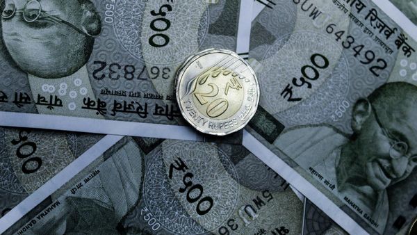 NPS: জাতীয় পেনশন স্কিম! ৫ টি সেরা পারফর্মিং তহবিল একনজরে