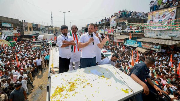 Telangana election 2023: জাত শুমারিকে X-Ray-র সঙ্গে তুলনা! ভোট প্রচারে BJP-BRS সম্পর্কের অভিযোগ রাহুলের